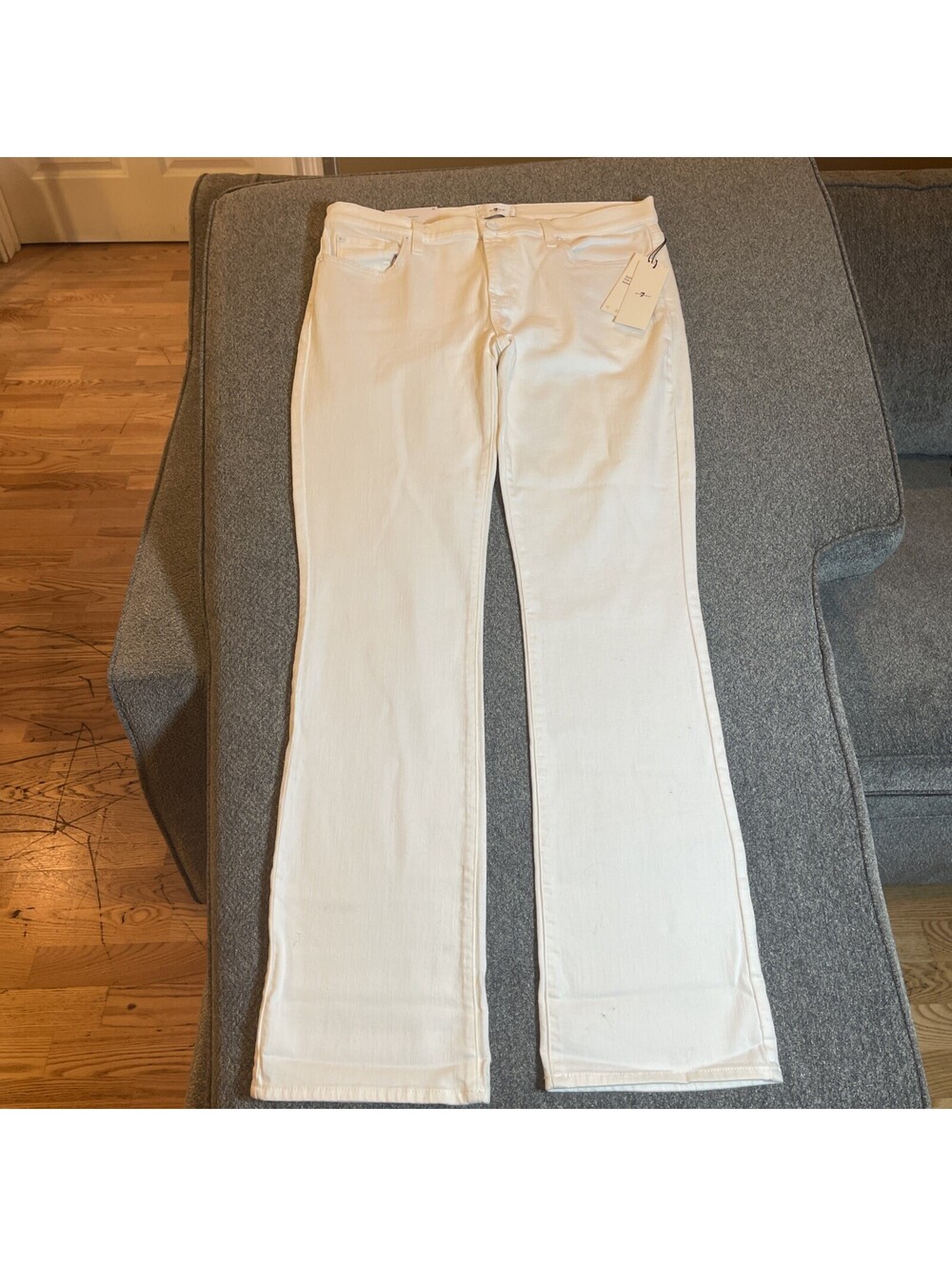 NWT 7 For All Mankind Women's Size 31 White Denim Jeans Cotton Solid 5-Pocket